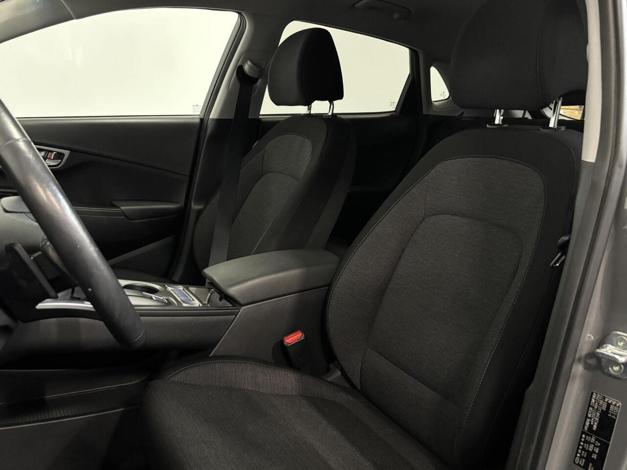 Hyundai Kona EV Comfort Navigatie Climate control Cruise control Camera