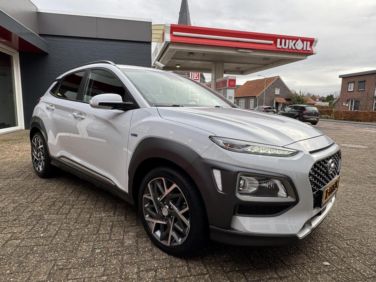 Hyundai Kona 1.6 GDI HEV Premium *TREKHAAK/ACC/NAVI/LEDER*