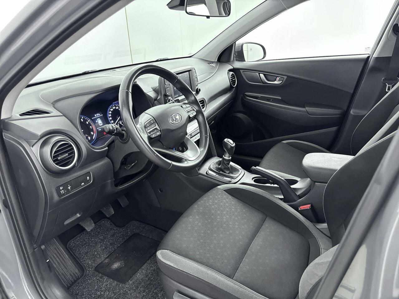 Hyundai Kona 1.0 T-GDI Comfort | Airco | Apple Carplay & Android Auto | Cruise Control | Lichtmetalen Velgen 16" | Achteruitrijcamera