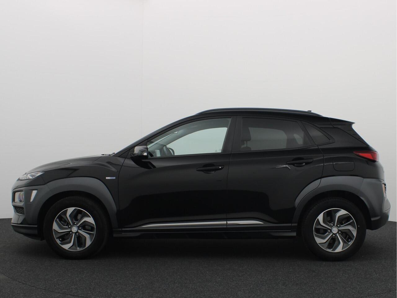 Hyundai Kona 1.6 GDI HEV Fashion KEYLESS / CAMERA / CARPLAY / HUD / ACC / NAVI / CLIMA / PDC / BLUETOOTH / NL-AUTO