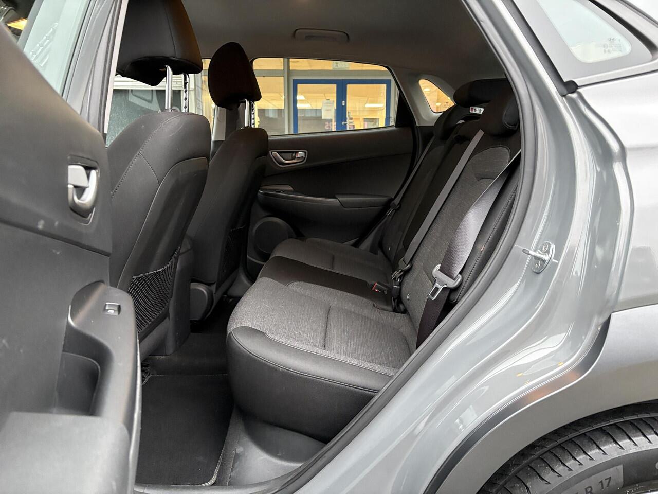 Hyundai Kona EV Comfort 39 kWh | Adaptive cruise control | Scherm met Apple Carplay/Android auto | Achteruitrijcamera