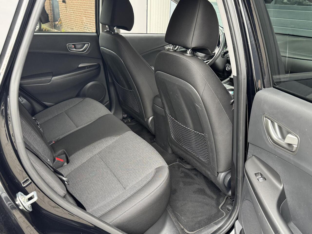 Hyundai Kona EV FASHION 64 KWH I FASE 3 I ACCU = 100% I TREKHAAK I ALL-IN PRIJS