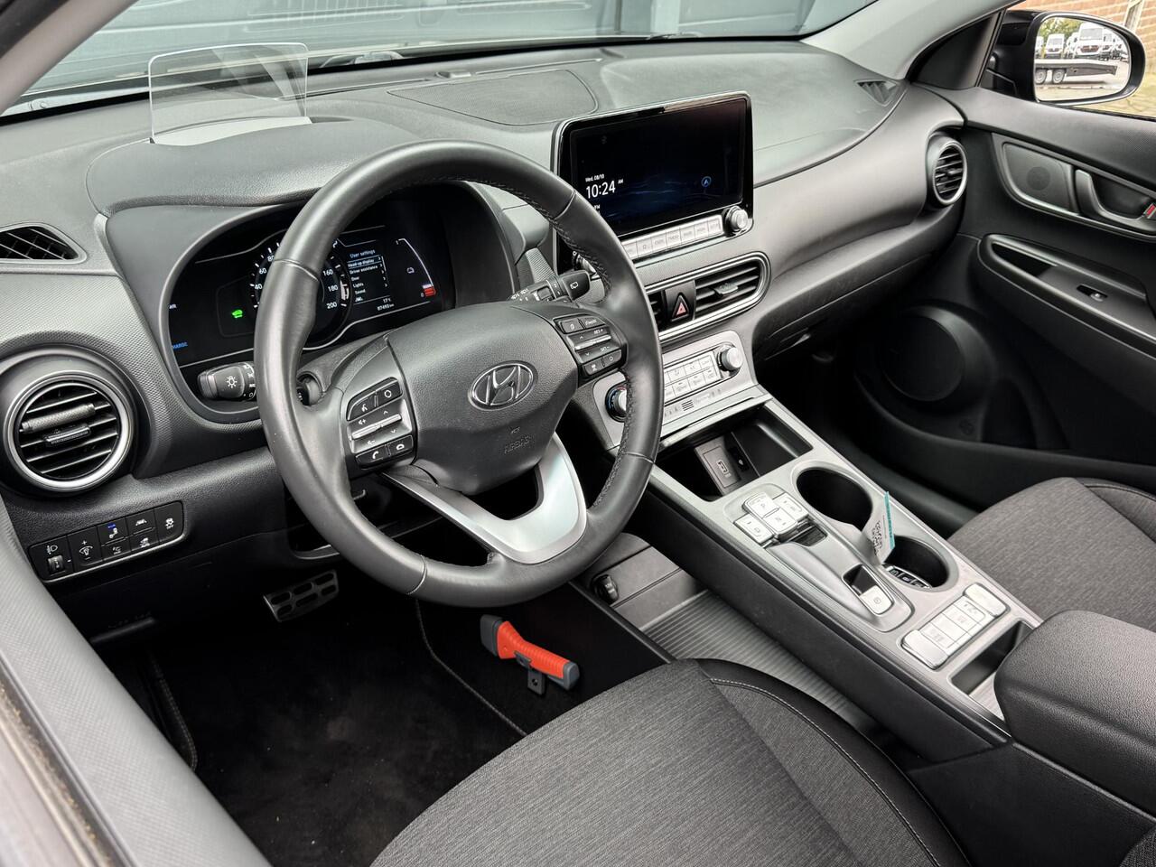 Hyundai Kona EV FASHION 64 KWH I FASE 3 I ACCU = 100% I TREKHAAK I ALL-IN PRIJS