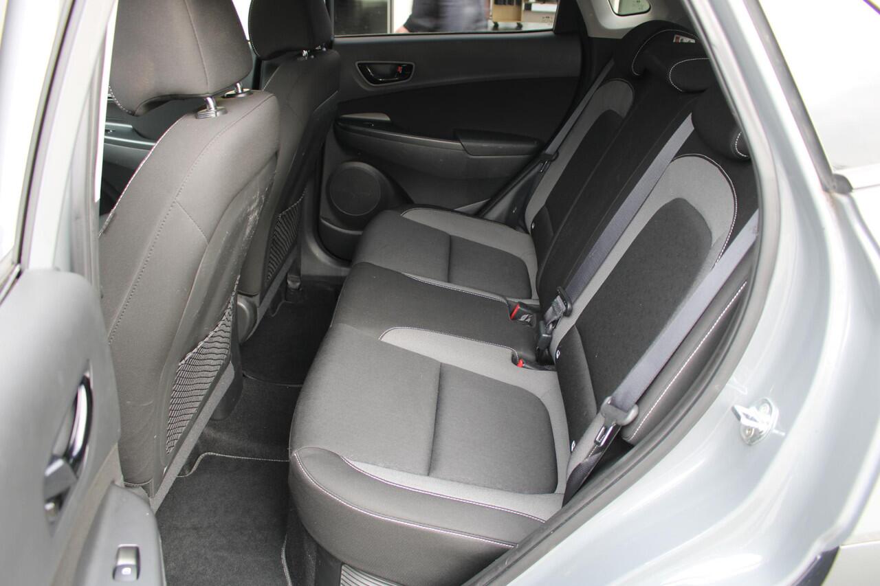 Hyundai Kona 1.6 GDI HEV Fashion | Head up display | Trekhaak | Navigatiesysteem | Camera