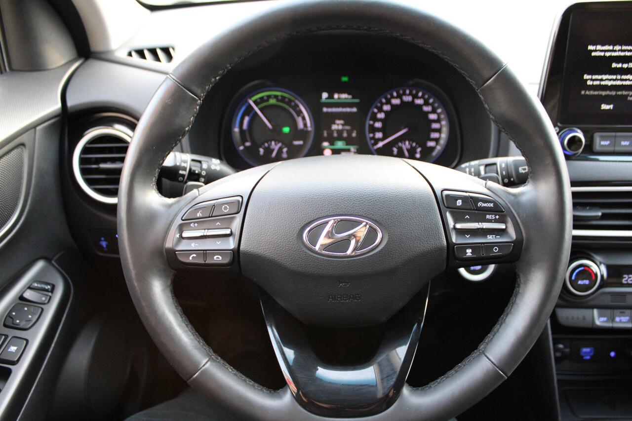 Hyundai Kona 1.6 GDI HEV Fashion Sky