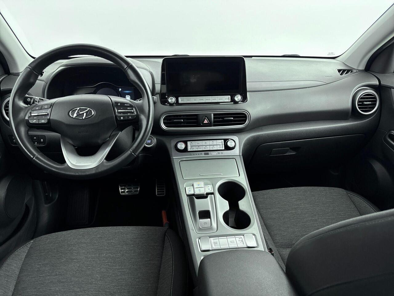 Hyundai Kona EV Fashion 64 kWh | Adaptive Cruise | Dodehoekdetectie | Lane Assist | Soh 96,1% |