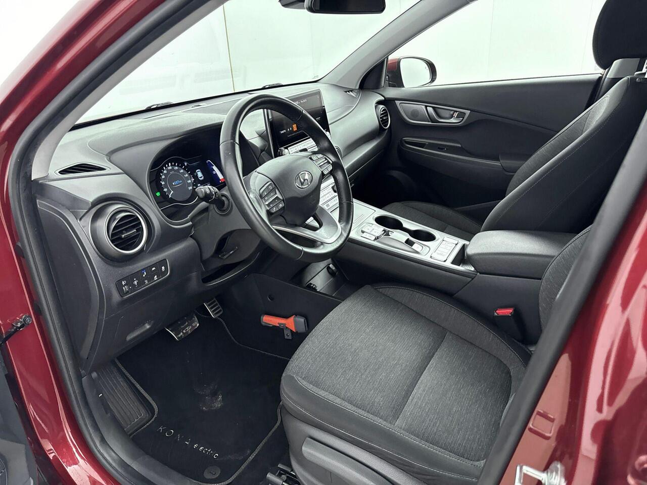 Hyundai Kona EV Fashion 64 kWh | Adaptive Cruise | Dodehoekdetectie | Lane Assist | Soh 96,1% |