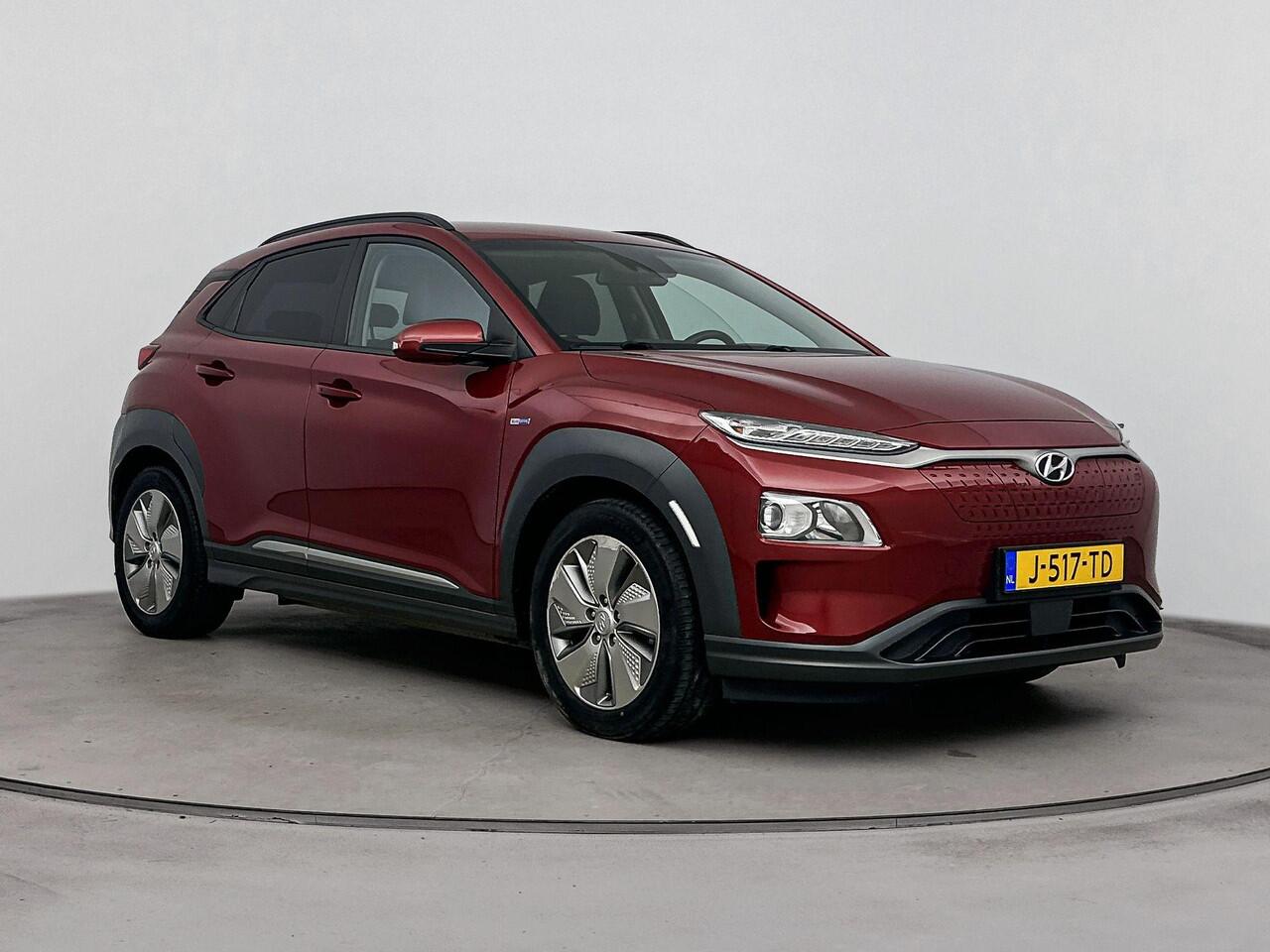 Hyundai Kona EV Fashion 64 kWh | Adaptive Cruise | Dodehoekdetectie | Lane Assist | Soh 96,1% |