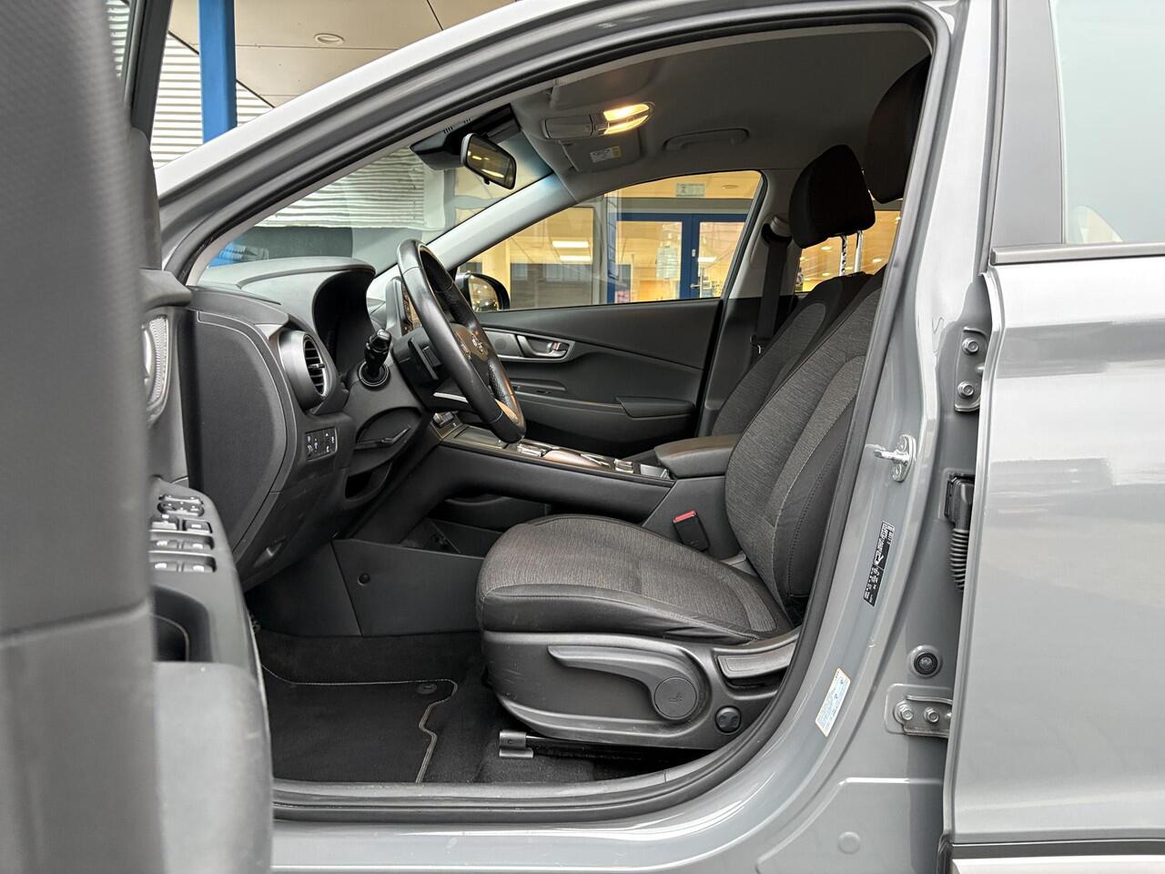 Hyundai Kona EV Comfort 39 kWh | Adaptive cruise control | Scherm met Apple Carplay/Android auto | Achteruitrijcamera