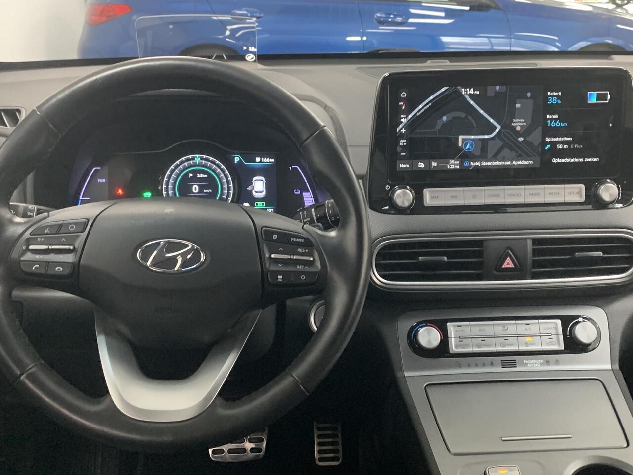 Hyundai Kona EV Limited 64 kWh SOH 96,8 % | NAVIGATIE | ACHTERUITRIJCAMERA | LEDEREN BEKLEDING