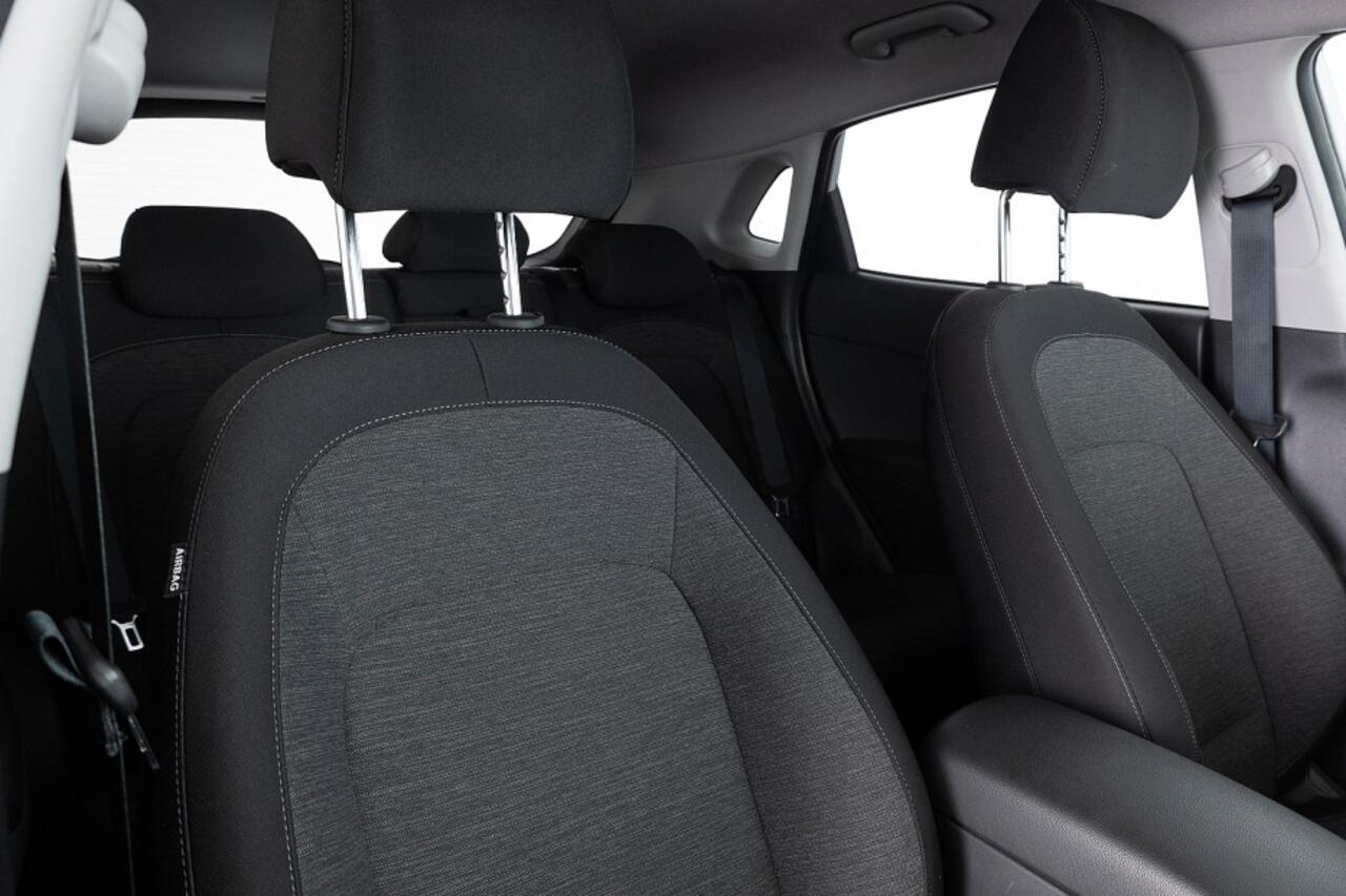 Hyundai Kona EV Fashion 64 kWh *SOH 100%* 3 Fase ? 1e Eigenaar