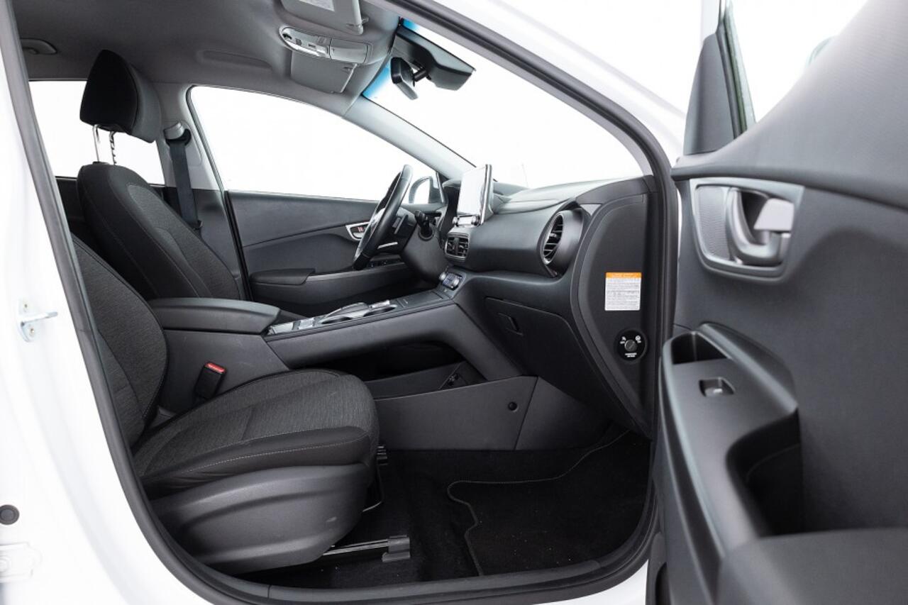 Hyundai Kona EV Fashion 64 kWh *SOH 100%* 3 Fase ? 1e Eigenaar