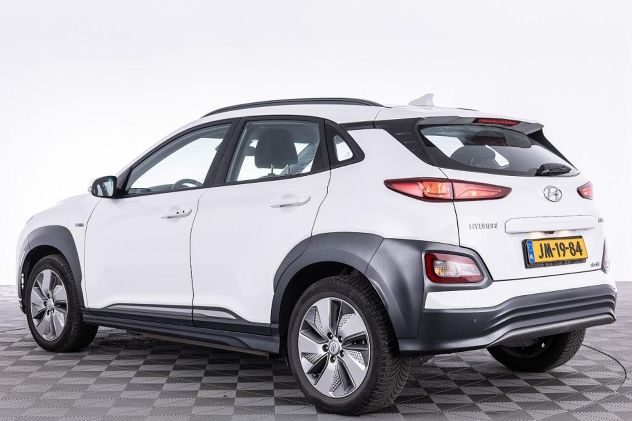 Hyundai Kona EV Fashion 64 kWh | NAVI | ECC | VELGEN | CAMERA | 94,6% SOH