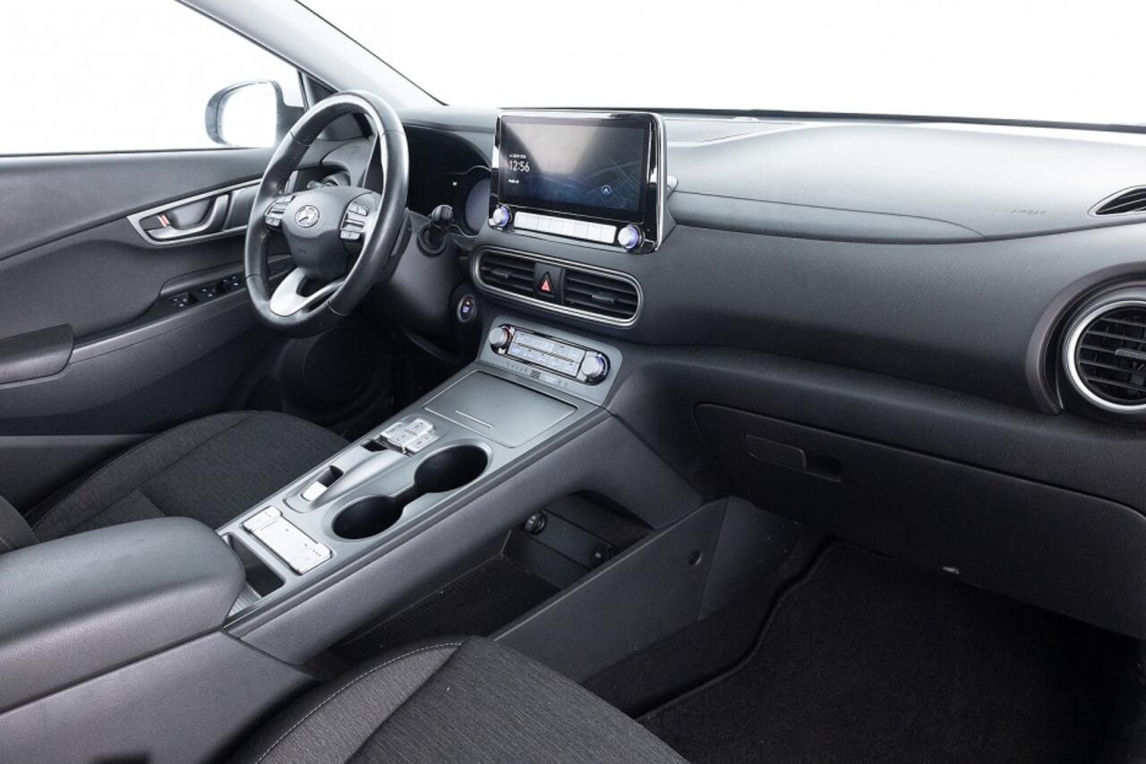 Hyundai Kona EV Fashion 64 kWh | NAVI | ECC | VELGEN | CAMERA | 94,6% SOH