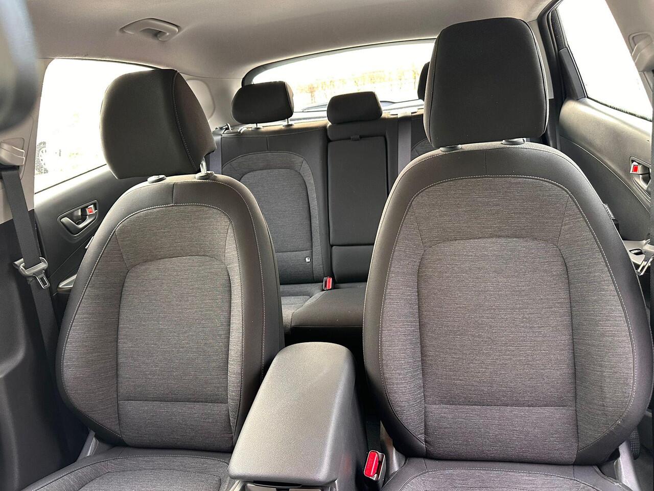 Hyundai Kona EV Comfort 64 kWh | SOH: 96,4% | 3 Fase |Warmtepomp | Navi | Adaptive CC | Climate |