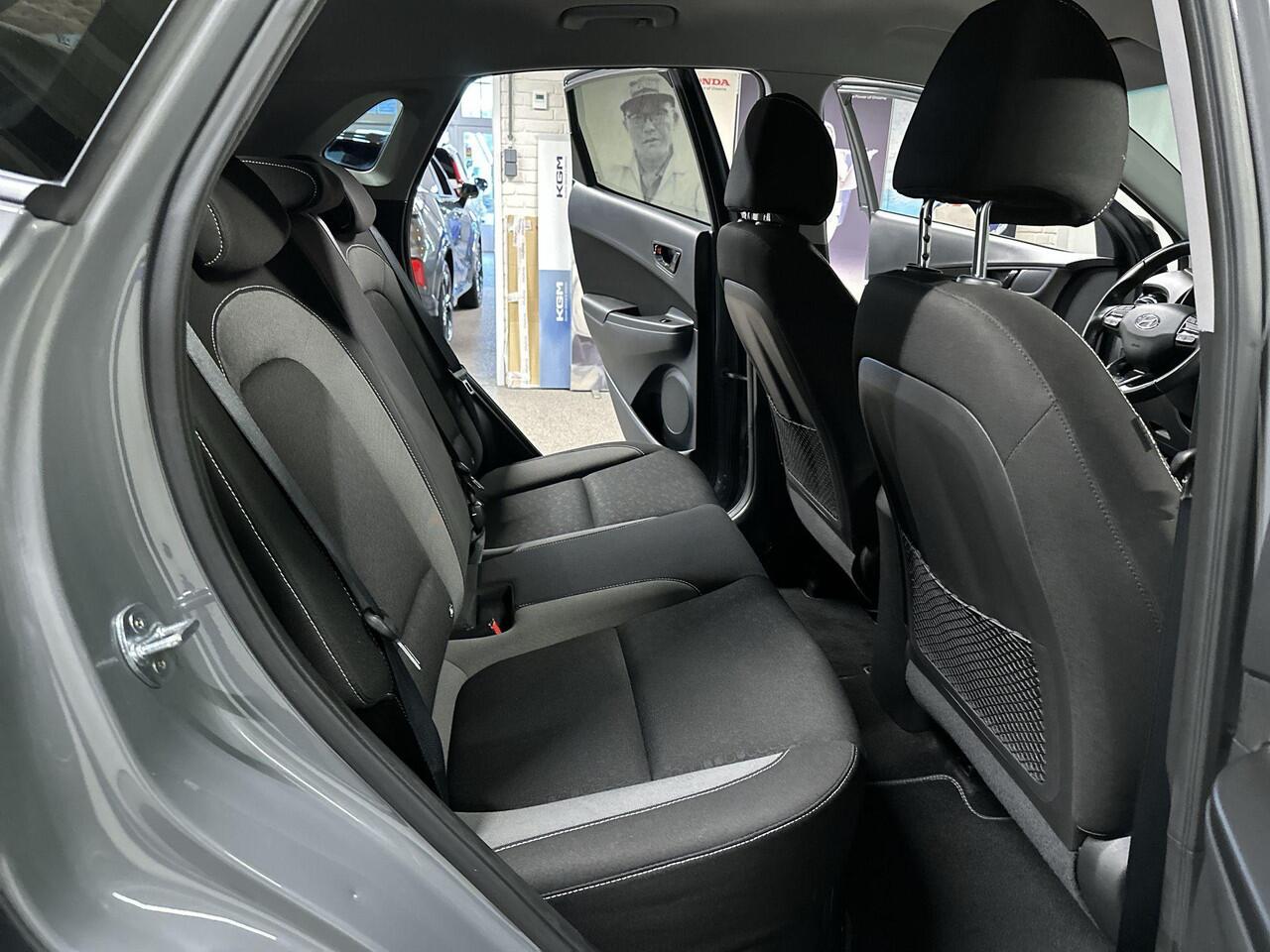 Hyundai Kona 1.6 GDI HEV Fashion Automaat | Navi | HUD | Krell