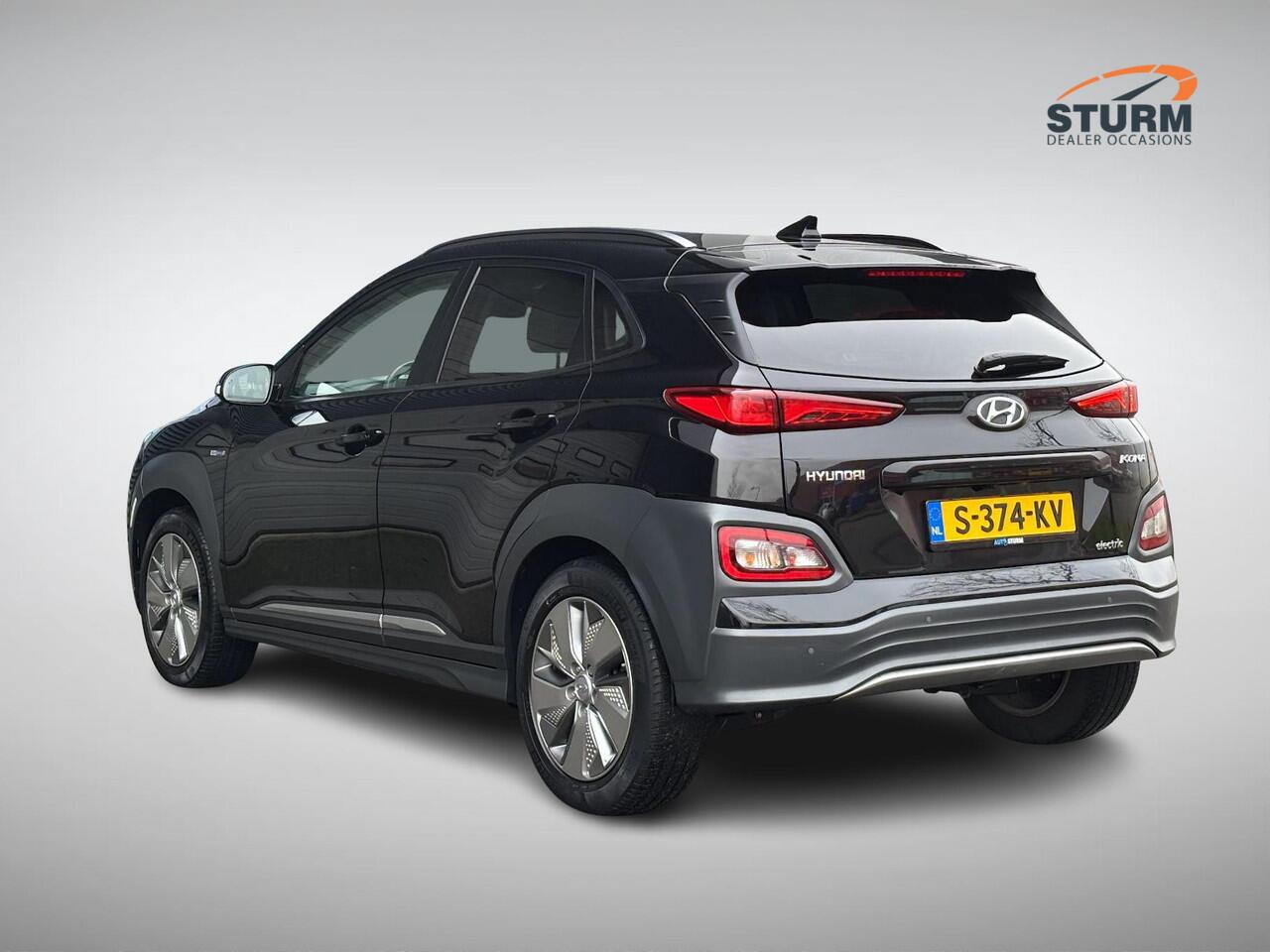 Hyundai Kona EV Premium 64 kWh SoH 96% incl. Trekhaak!
