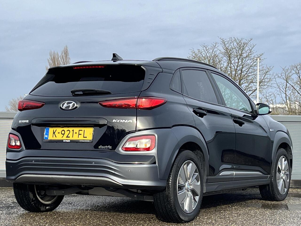 Hyundai Kona EV Fashion 64kWh 204pk | 3-FASEN OBC-LADER | ADAPTIEVE CRUISE | NAVI | APPLE CARPLAY / ANDROID AUTO |