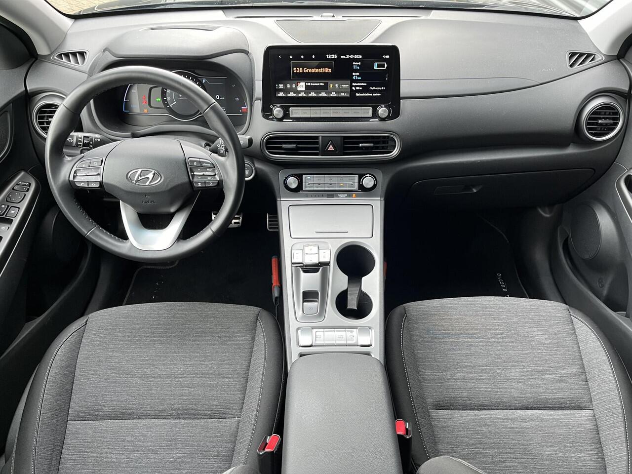 Hyundai Kona EV Fashion 64kWh 204pk | 3-FASEN OBC-LADER | ADAPTIEVE CRUISE | NAVI | APPLE CARPLAY / ANDROID AUTO |