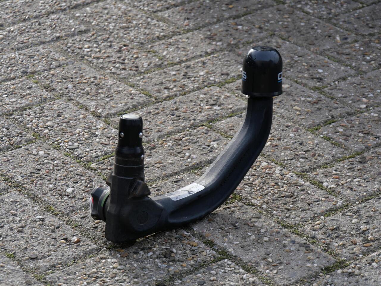 Hyundai Kona EV 64kWh FASHION/ 3-FASE/ SOH 100%/ TREKHAAK/ HEAD-UP/ BLINDSPOT/ KEYLESS