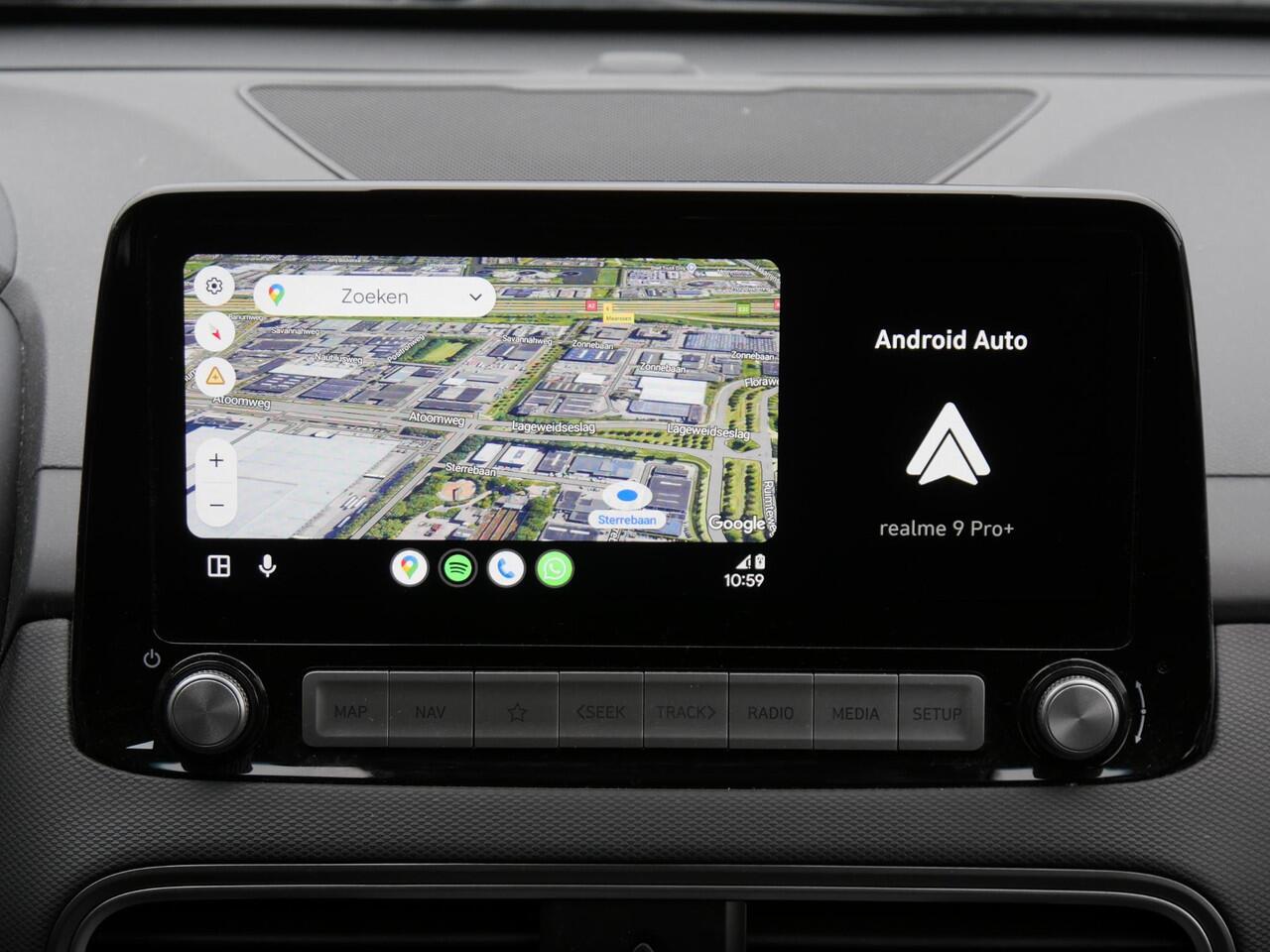 Hyundai Kona EV 64kWh FASHION/ 3-FASE/ SOH 100%/ TREKHAAK/ HEAD-UP/ BLINDSPOT/ KEYLESS