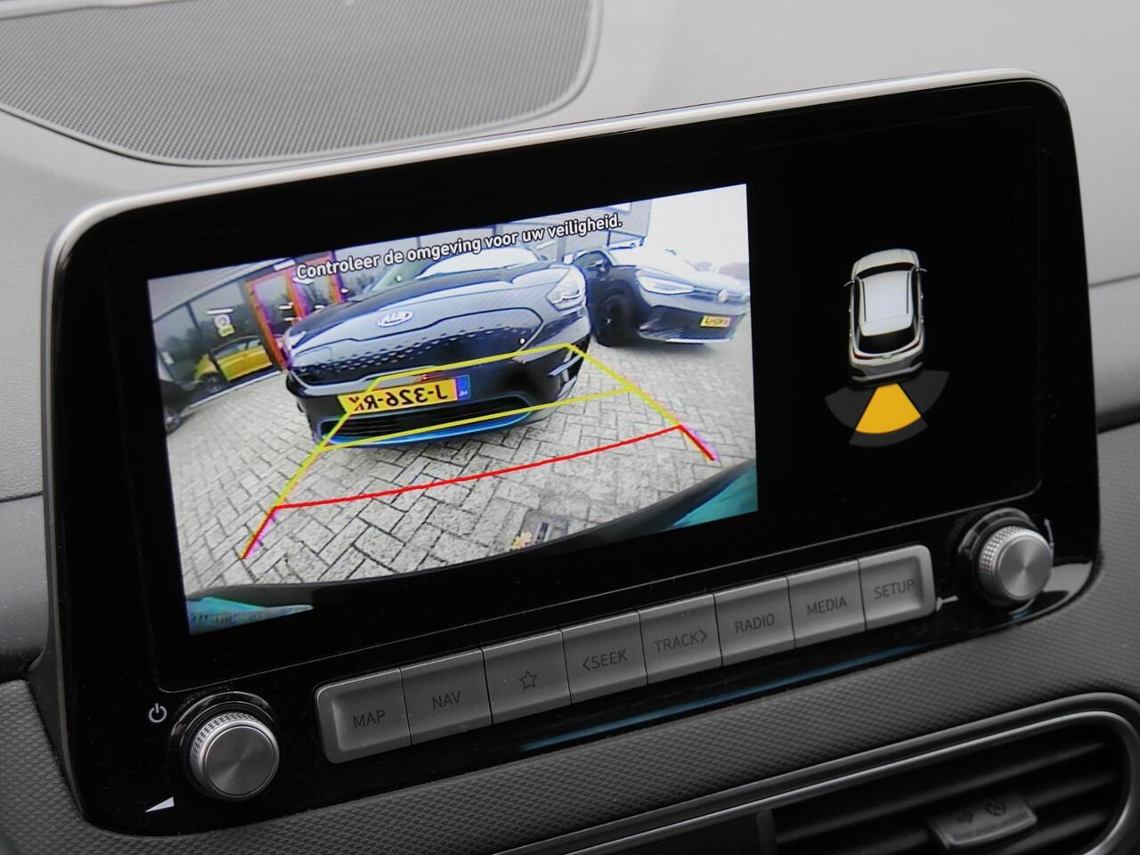 Hyundai Kona EV 64kWh FASHION/ 3-FASE/ SOH 100%/ TREKHAAK/ HEAD-UP/ BLINDSPOT/ KEYLESS