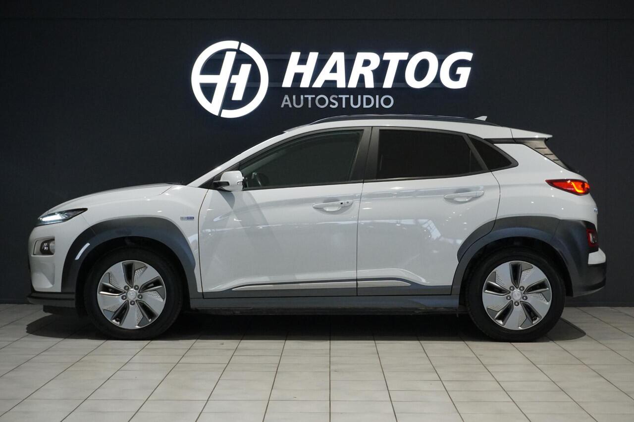 Hyundai Kona EV Premium 64 kWh + LEDER / DODEHOEK / STUURWIEL VERWARMING