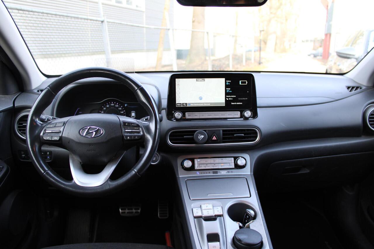 Hyundai Kona EV Fashion 64 kWh SOH 100% - Head-up - Navigatie