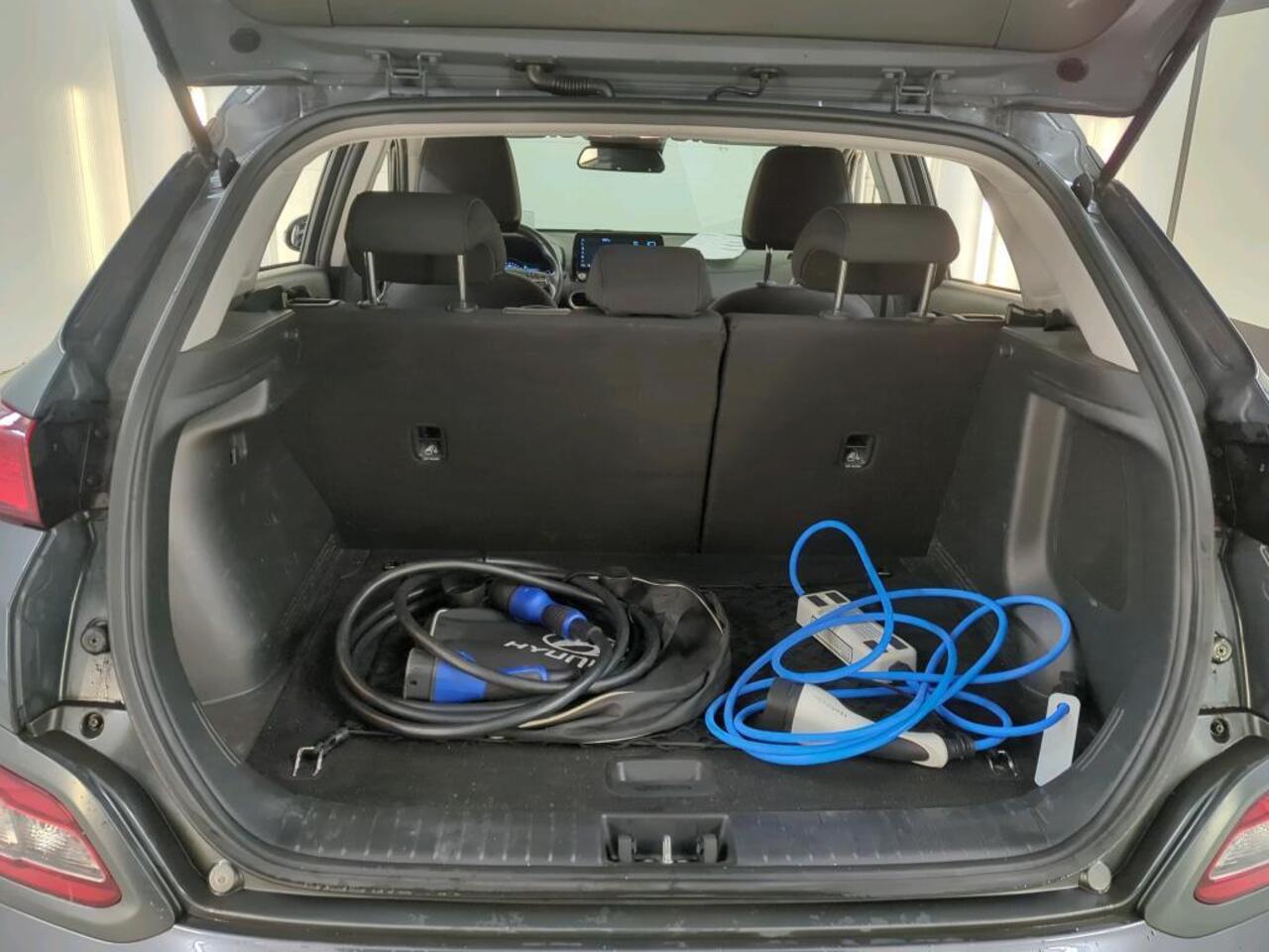 Hyundai Kona EV Fashion 64 kWh NL-AUTO | SOH 100% | NAVI | CAMERA