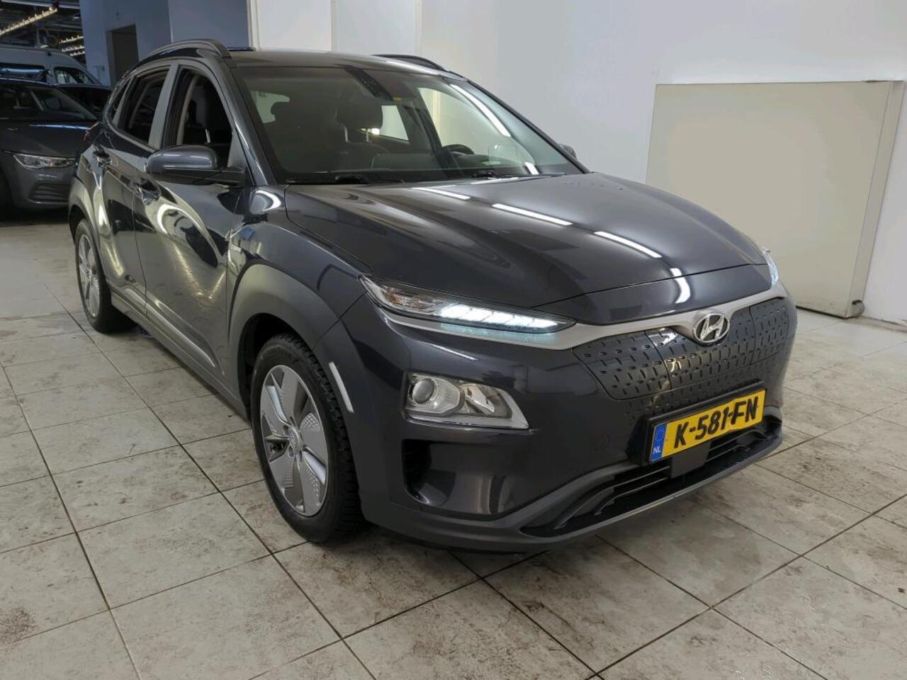 Hyundai Kona EV Fashion 64 kWh NL-AUTO | SOH 100% | NAVI | CAMERA