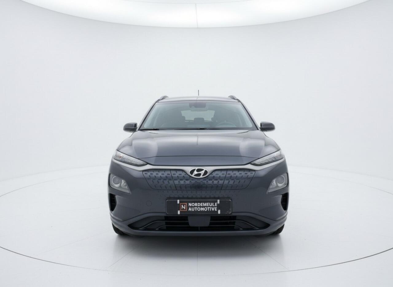Hyundai Kona EV FASHION 64 KWH, Camera, Pano, HUD