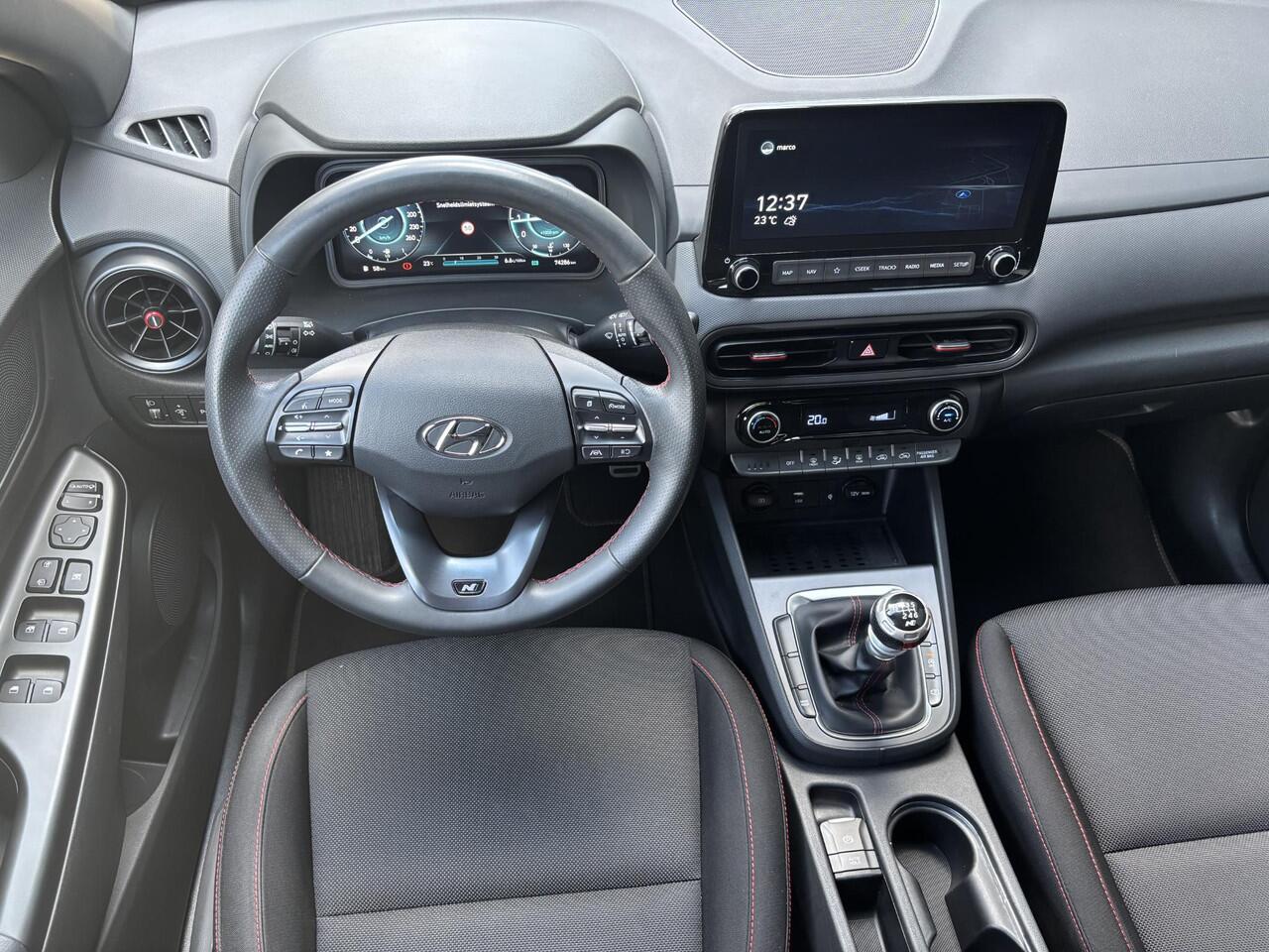 Hyundai Kona 1.0 T-GDI 120 PK N Line | Ingebouwde navigatiesysteem | Keyless entry | Camera 18'' | 2-Tone lmv |