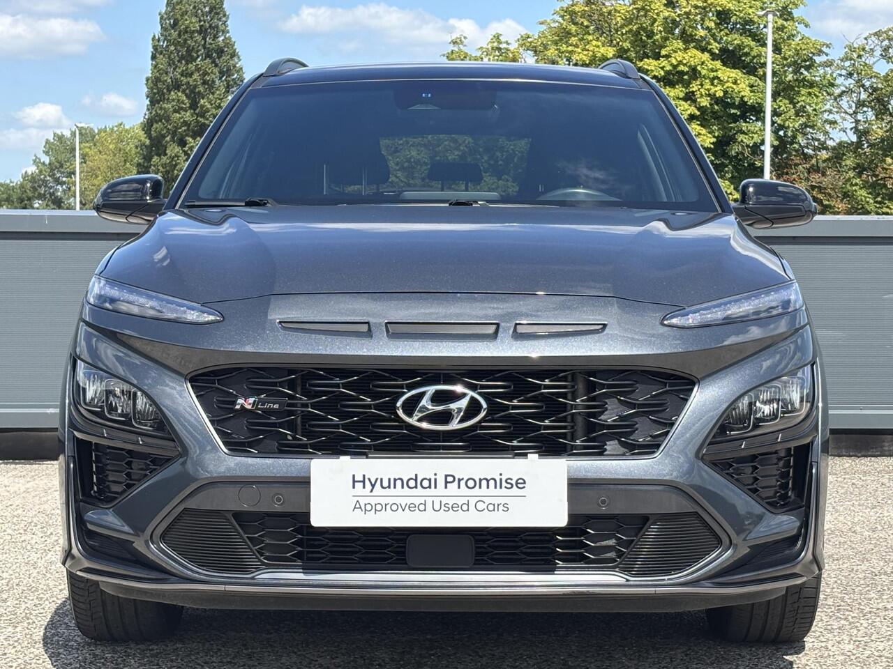 Hyundai Kona 1.0 T-GDI 120 PK N Line | Ingebouwde navigatiesysteem | Keyless entry | Camera 18'' | 2-Tone lmv |