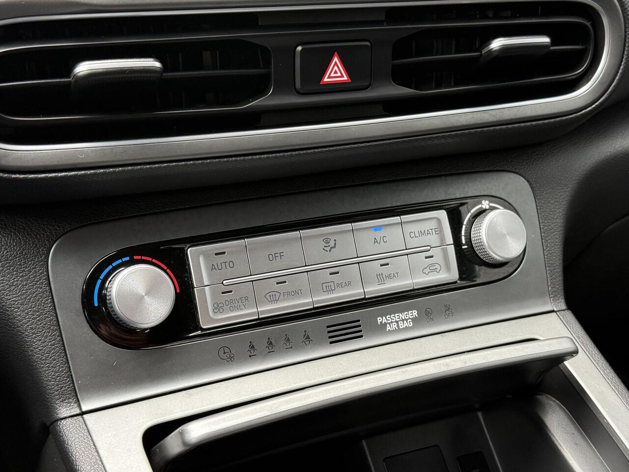 Hyundai Kona EV Fashion 64 kWh / Head-up display / Navigatie / Achteruitrij camera / Keyless / Apple carplay&Android auto /