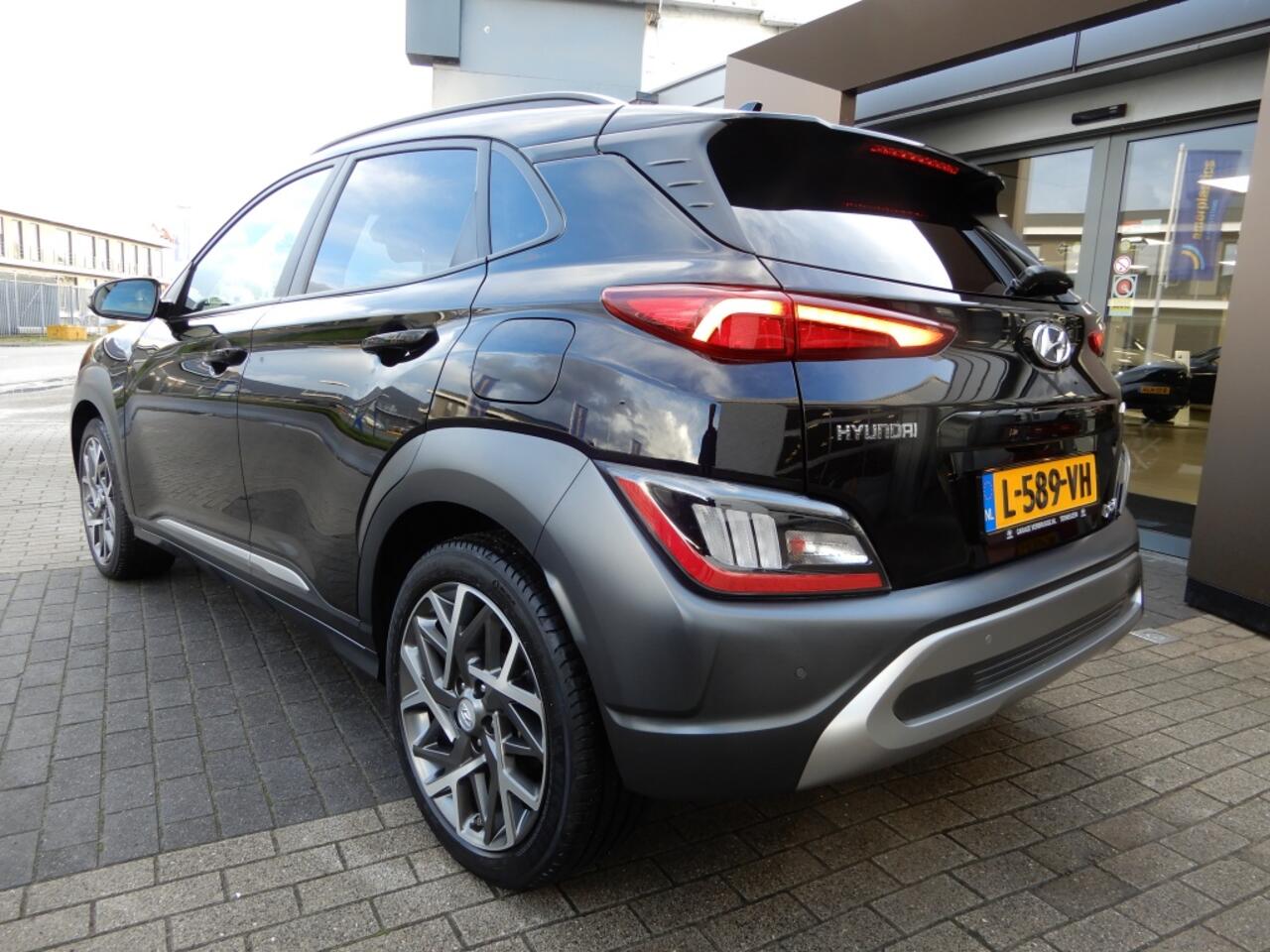 Hyundai Kona 1.6 GDI HEV Premium | Leder | Navigatie | Stoel verwarming | Com