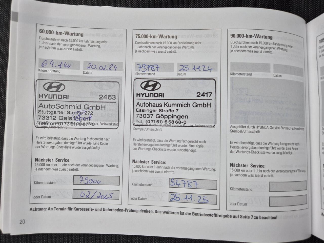 Hyundai Kona EV Fashion 64 kWh Automaat / Accu SOH 100% / Fabrieksgarantie tot 09-2026 / Dealer onderhouden / Head Up Display HUD / WLTP bereik 484 km bereik stad 660 km / Stuur en Stoel verwarming / Warmtepomp / Adaptief CC /