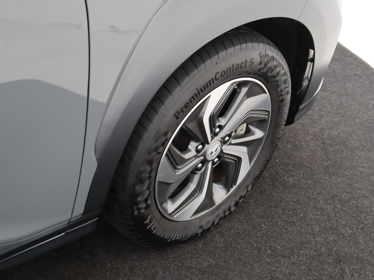 Hyundai Kona 1.6 GDI HEV Fashion | Automaat | Head-up display | Navigatie