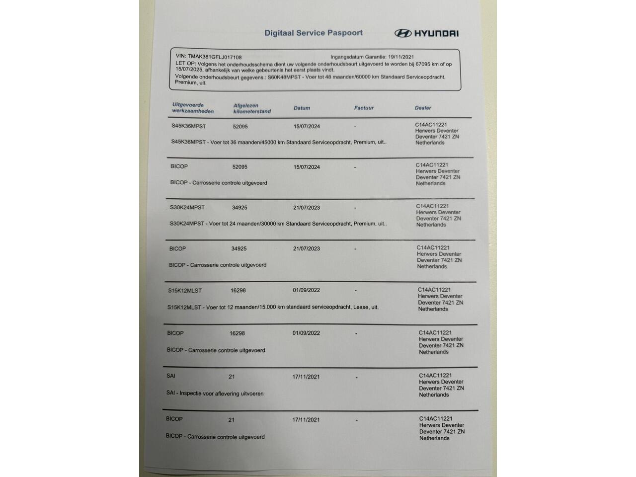 Hyundai Kona EV Fashion Design 64 kWh / Eerste Eigenaar / Dealer Onderhouden / Trekhaak / SOH 100% / Head-Up Display / Adaptive Cruise / Stoel Verwarming / Achteruitrij Camera / Keyless /