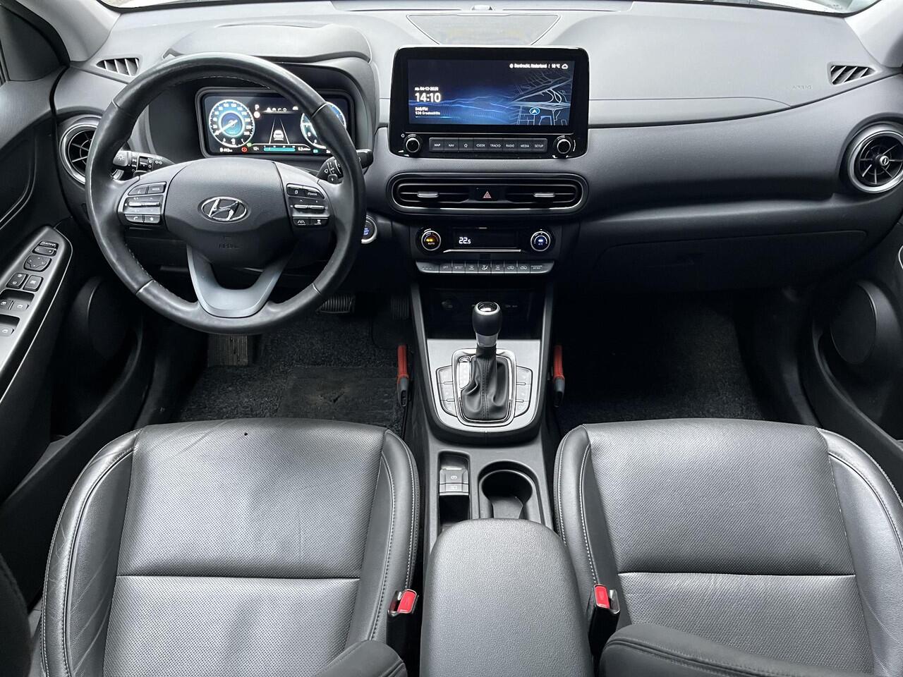 Hyundai Kona 1.6 GDI HEV Premium | Lederen bekleding | Trekhaak | 18'' 2-tone Lmv | Head up display | Adaptieve cruisecontrol |
