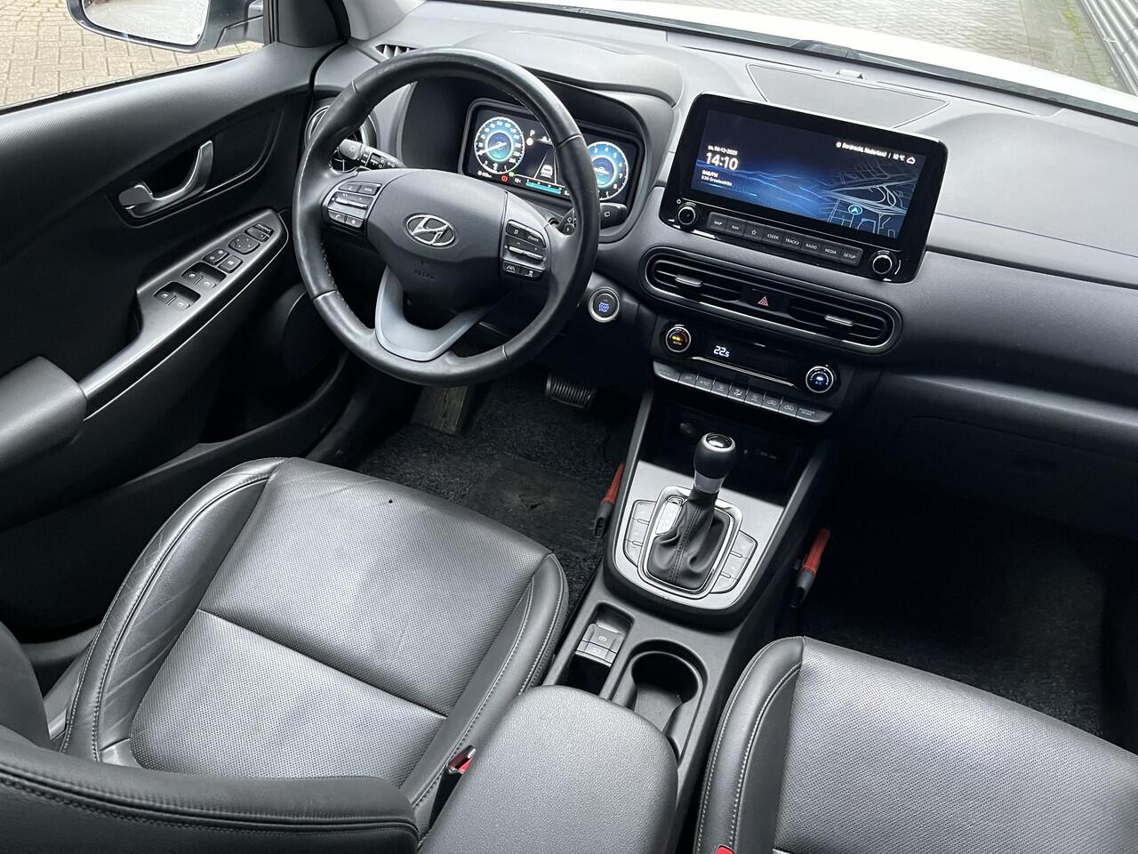 Hyundai Kona 1.6 GDI HEV Premium | Lederen bekleding | Trekhaak | 18'' 2-tone Lmv | Head up display | Adaptieve cruisecontrol |