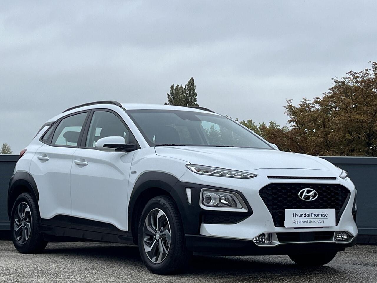 Hyundai Kona Comfort 1.6 GDI HEV 105pk AUTOMAAT | APPLE CARPLAY / ANDROID AUTO | CAMERA | 16'' BI-COLOR LM-VELGEN |
