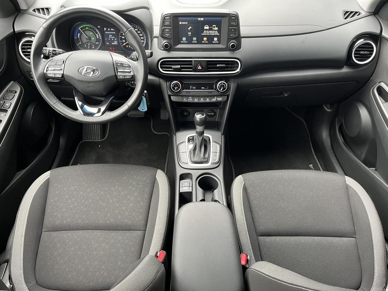 Hyundai Kona Comfort 1.6 GDI HEV 105pk AUTOMAAT | APPLE CARPLAY / ANDROID AUTO | CAMERA | 16'' BI-COLOR LM-VELGEN |