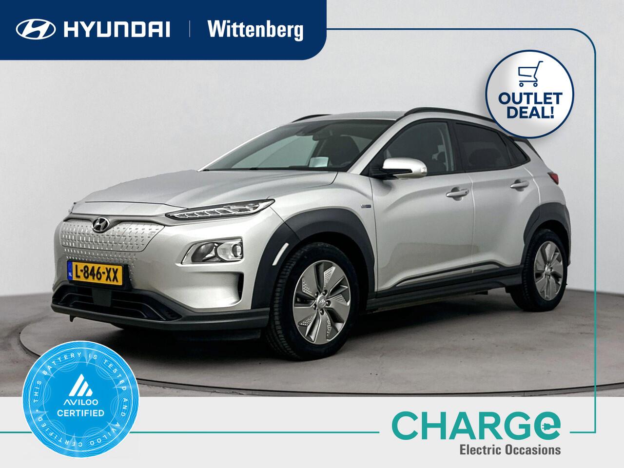 Hyundai Kona EV Fashion 64 kWh | Warmte pomp | Navigatie | Dodehoek detectie | Parkeersensor achter | Apple Carplay Android Auto |
