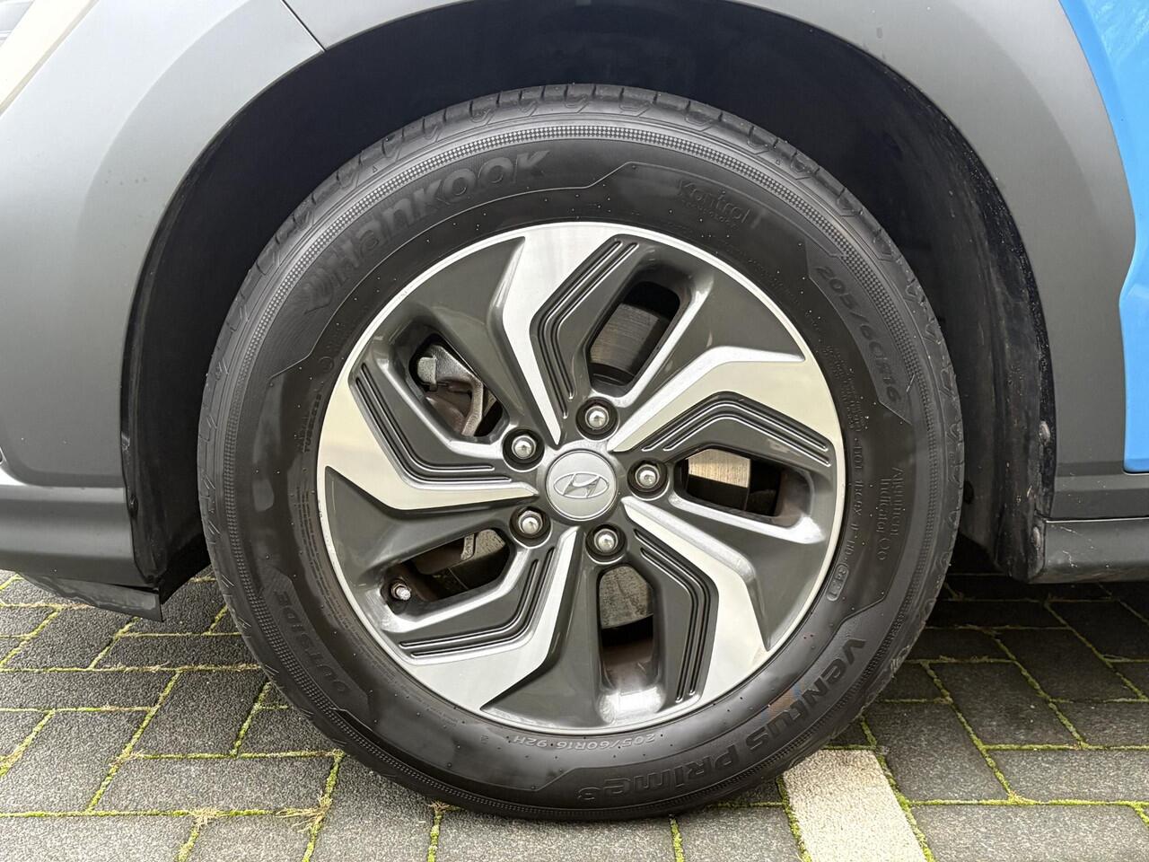 Hyundai Kona Fashion 1.6 GDI HEV 105pk | STOELVERW. | CAMERA | APPLE CARPLAY / ANDROID AUTO | LM-VELGEN |