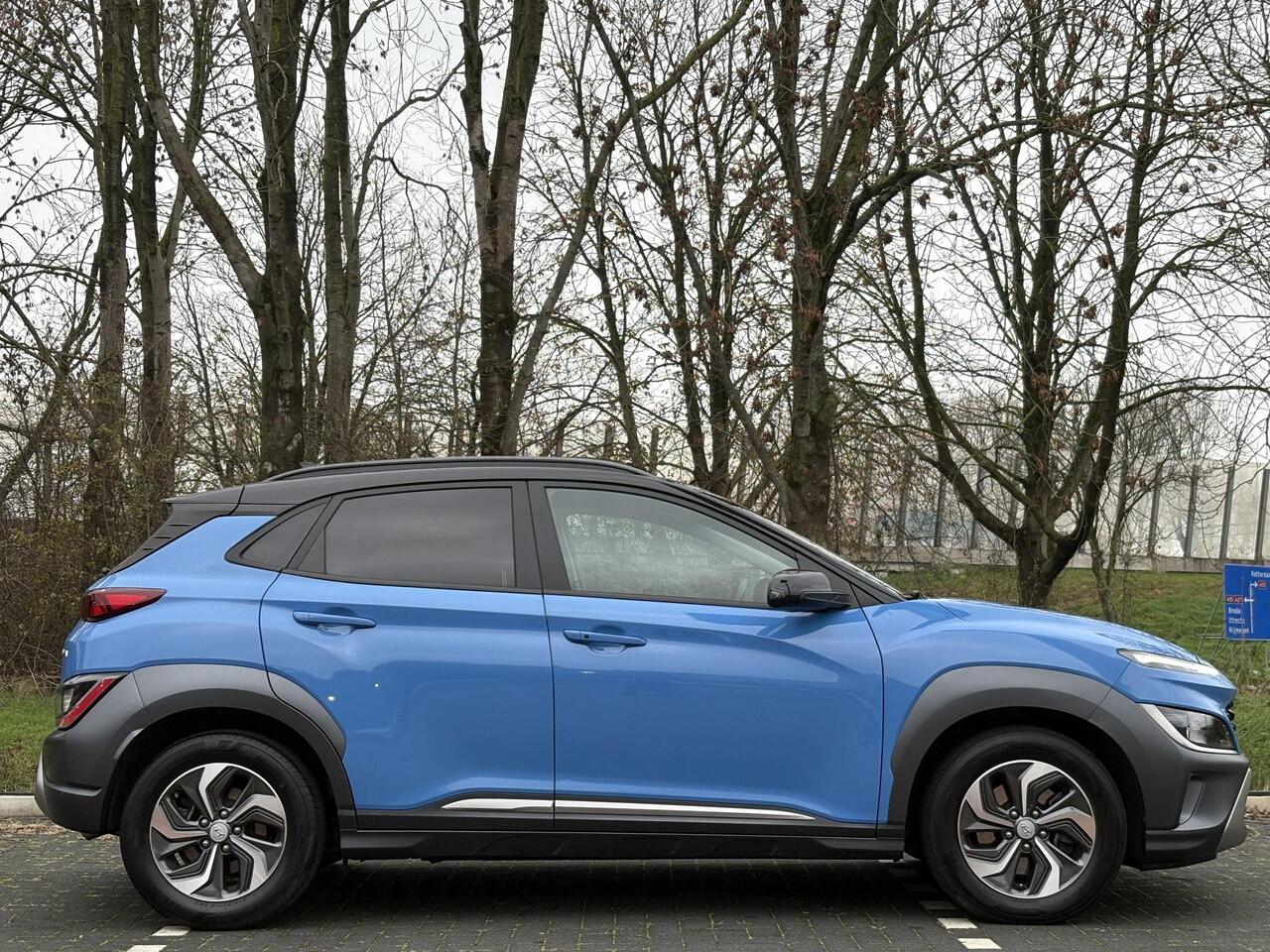 Hyundai Kona Fashion 1.6 GDI HEV 105pk | STOELVERW. | CAMERA | APPLE CARPLAY / ANDROID AUTO | LM-VELGEN |