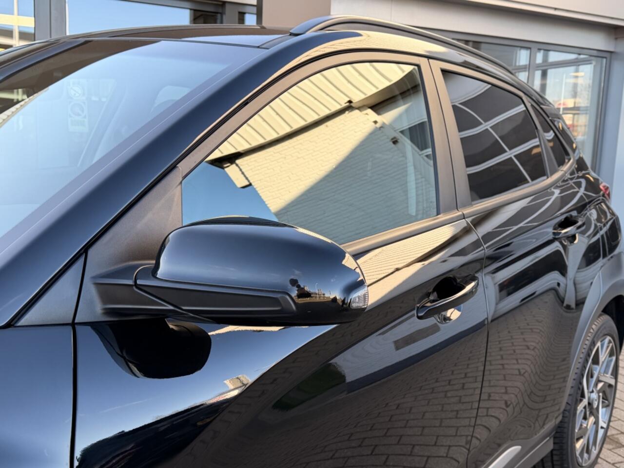 Hyundai Kona 1.6 GDI HEV Premium | Leder | Navigatie | Stoel verwarming | Com