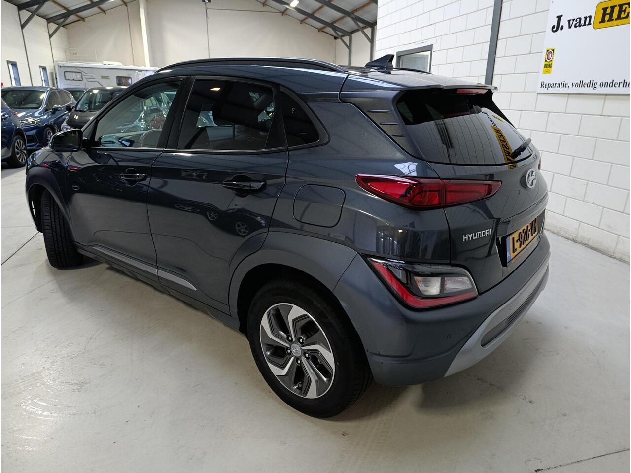 Hyundai Kona 1.6 GDI HEV Fashion Sky Schuifdak | Lmv | Automaat | Navi