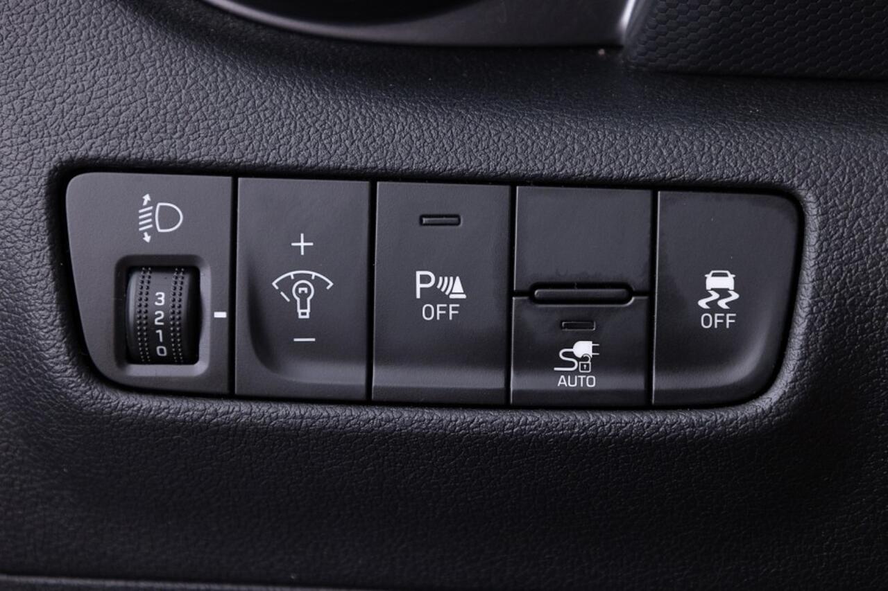 Hyundai Kona EV Fashion 39 kWh | SOH 100% | 3 Fase | CARPLAY | ECC | VELGEN