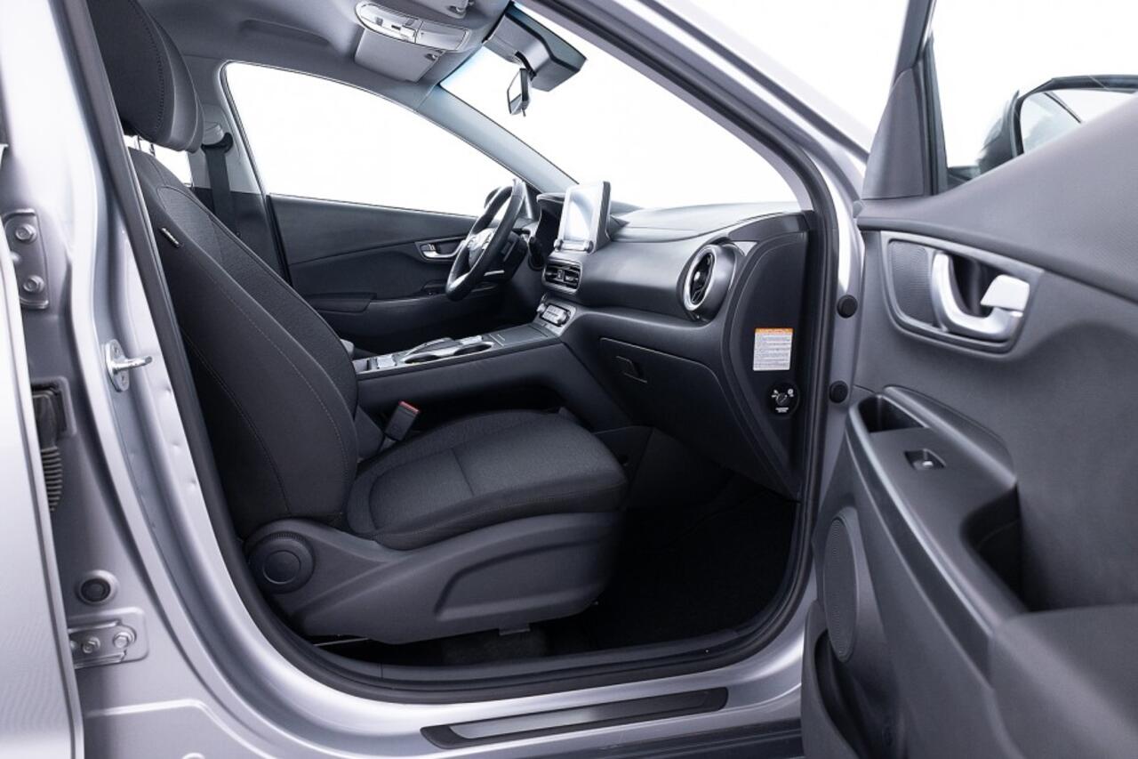 Hyundai Kona EV Fashion 39 kWh | SOH 100% | 3 Fase | CARPLAY | ECC | VELGEN