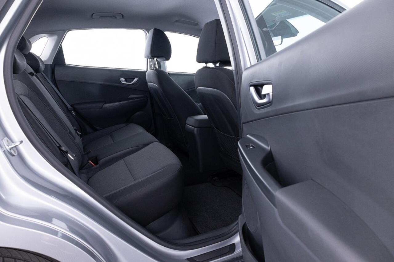 Hyundai Kona EV Fashion 39 kWh | SOH 100% | 3 Fase | CARPLAY | ECC | VELGEN